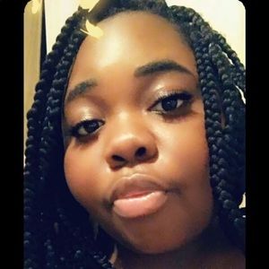 Meet your Posher, Shakora